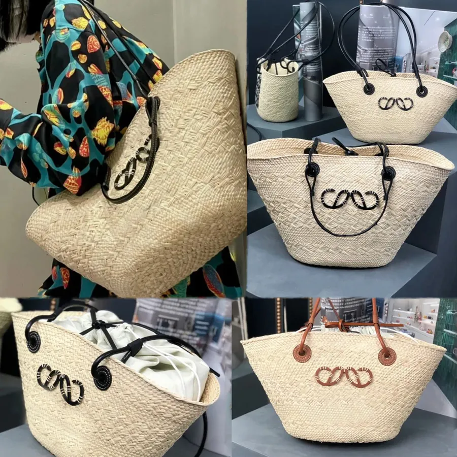 Woven basket purse vs straw bag: Which one makes you look richer