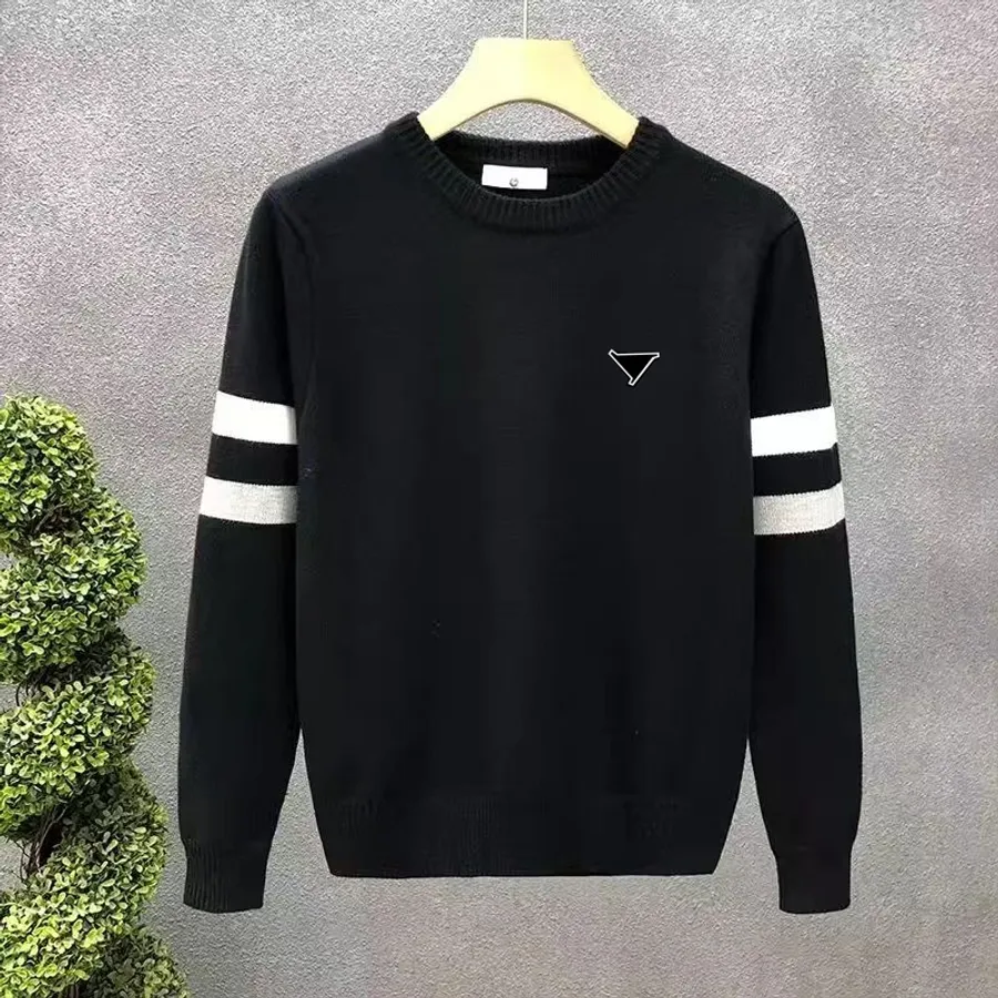 Polo Pullover Crew Neck Sweater: Does the collar *really* make
