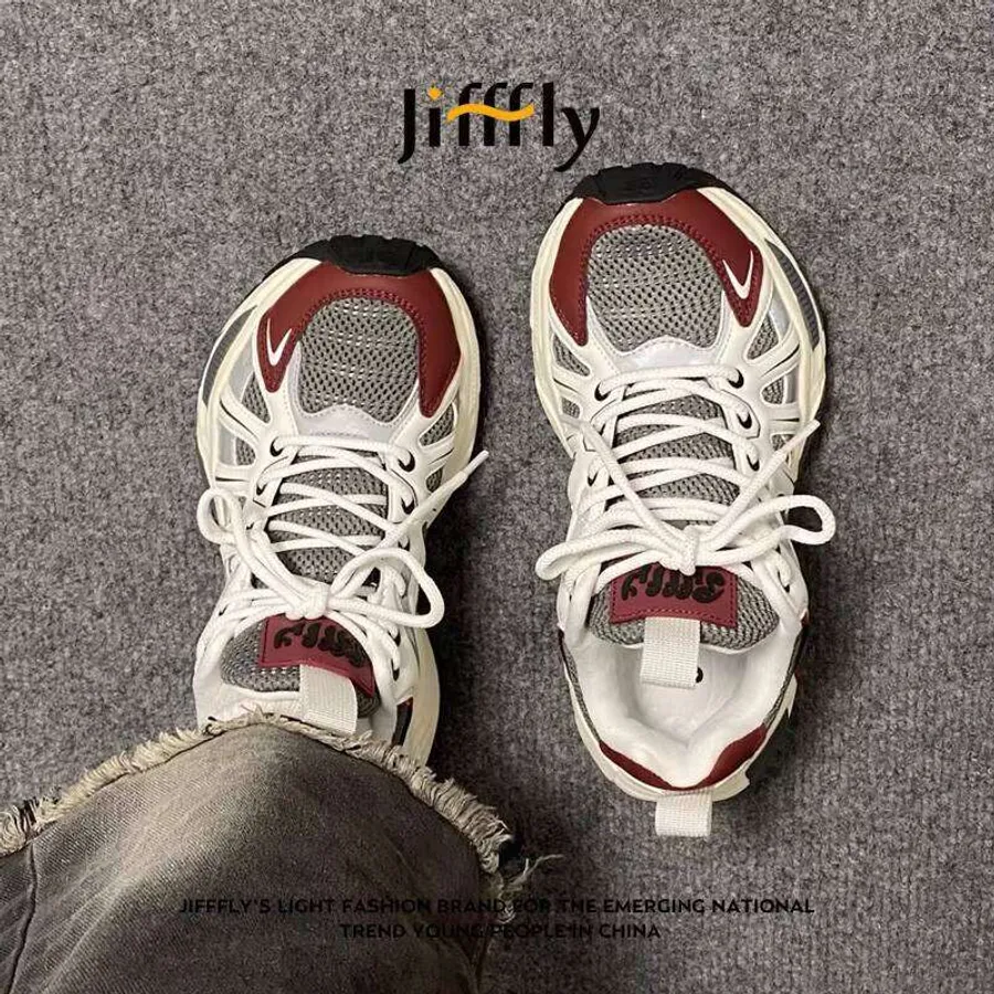 Dad Shoes vs Chunky Sneakers: Are Dad Shoes Actually More