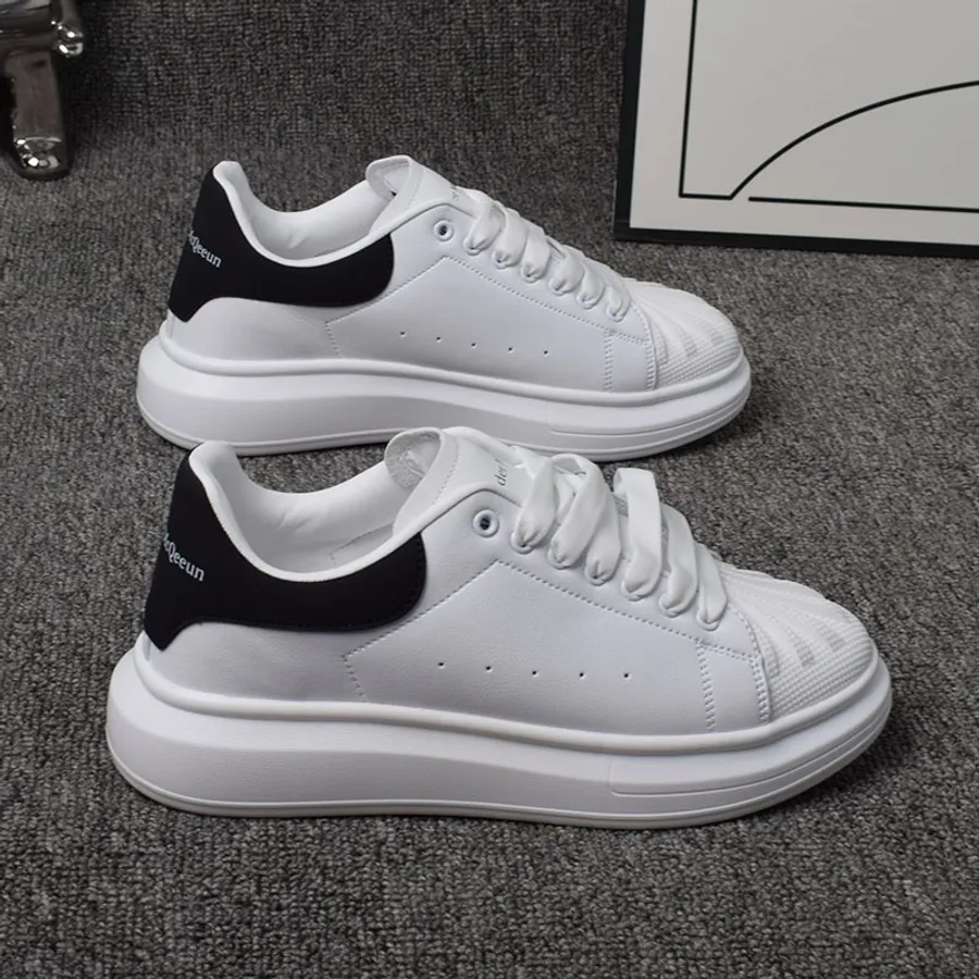 Real vs Fake Alexander McQueen Sneakers: What are the telltale