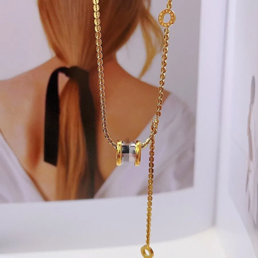 Egirl chain vs Gothic chain: Which aesthetic reigns supreme in