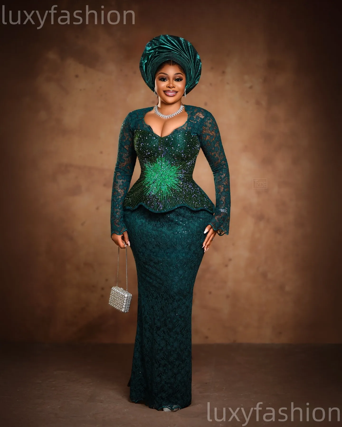2026 Aso Ebi Nigerian Dark Green Sheath Prom Dresses... From 233,3  |  DHgate