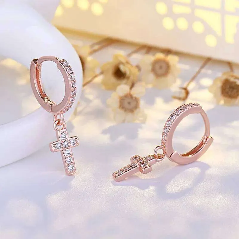 925 Sterling Silver Cross Stud Earrings With 5a Zircon For Women_voghion.com