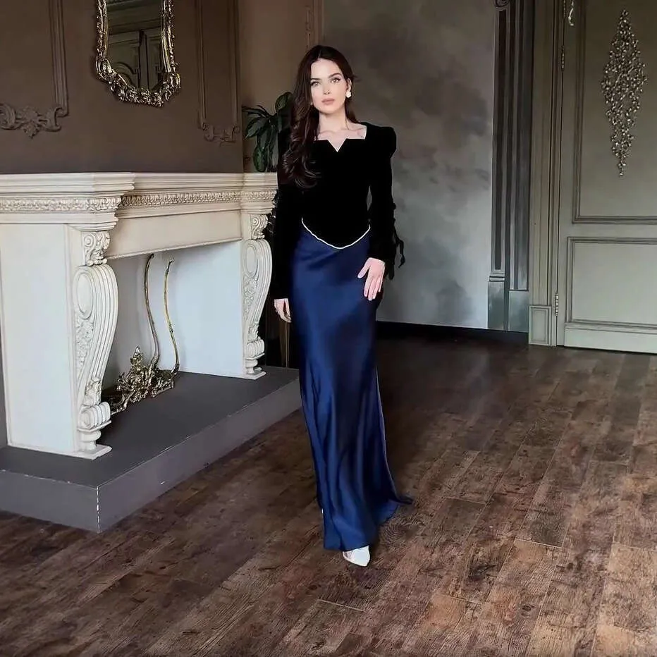 long sleeve cotton bodycon dress Lace Floor-Length Blend with Polka Dot Pattern polka dot Daita Midi Dress in LENGTH:Regular altered or damaged