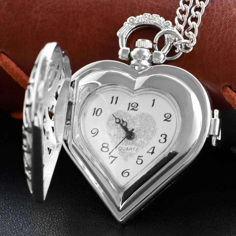 Silver Heart Quartz Watch Key Chain Tanslin Premium Co. | The Premium House by AP Tanslin  main image 2