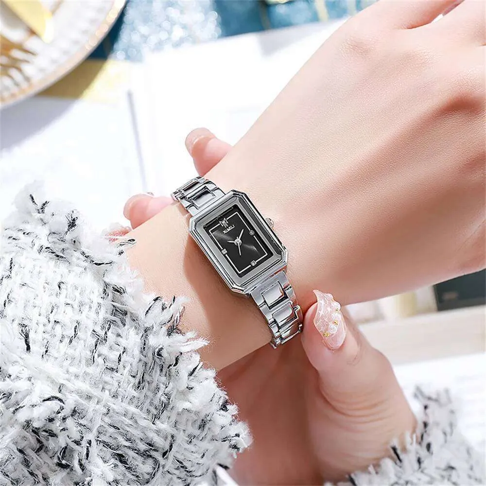Gold Quartz Ladies Ladies Watches Fashionable... From  display picture 2
