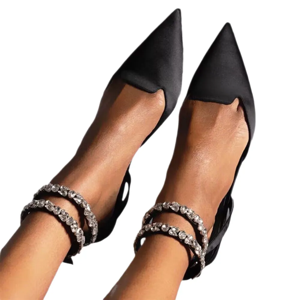 Mules basse con cristalli da donna a punta con cinturino caviglia_voghion.com