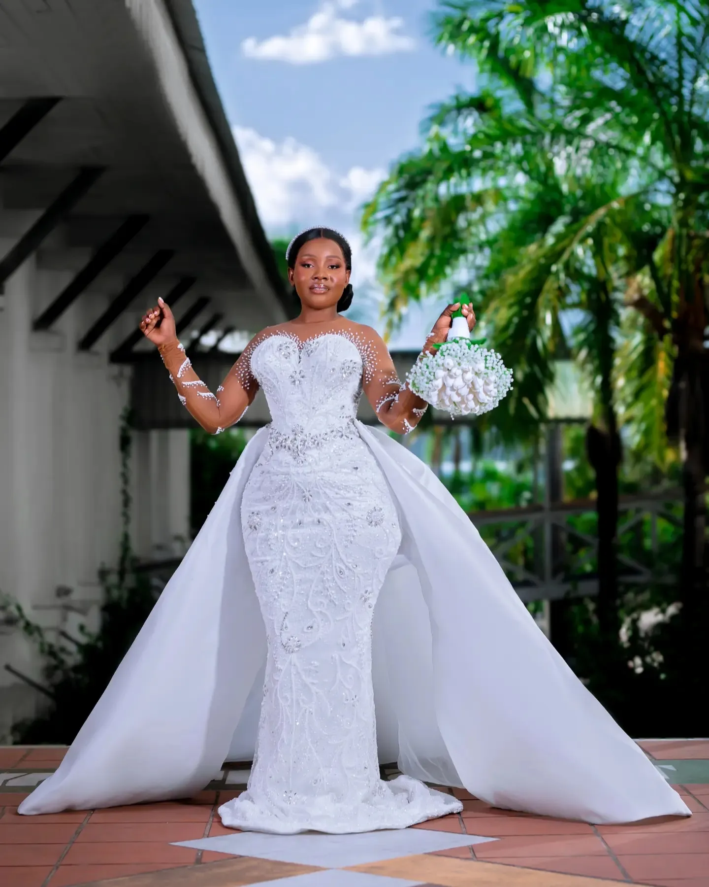 white wedding dress with blue beading Crystal Mermaid Plus Size Wedding Gowns... From Dreamcode, Rs.53,633.77 COLOR:BLACK MULTI