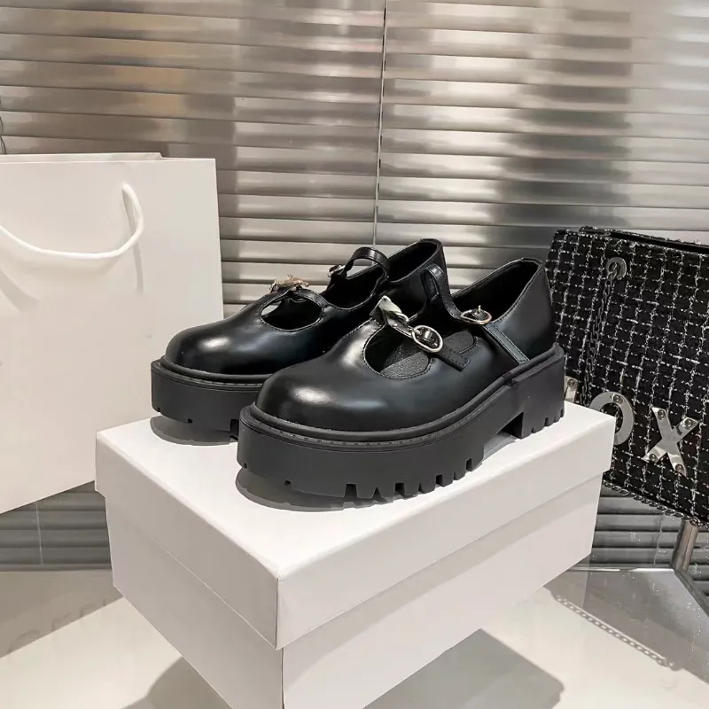 designer black dress shoes Pointy Toe Mens Premium Leather Returns and exchanges welcome. Wholesale Women Designer Dress Shoes