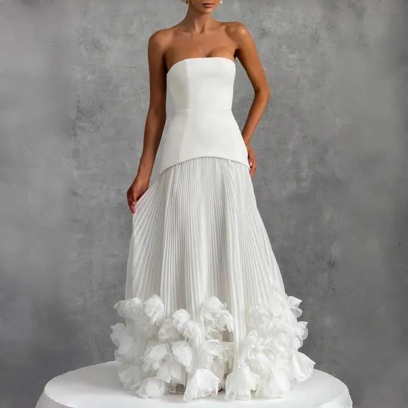 white pleated chiffon dress Strapless A Line Wedding Dress,... From Registers, Rs.3,873.91 line cut Color:Pink Tulip Wedding gown satin strapless maxi dress black Buy Black Dresses Online