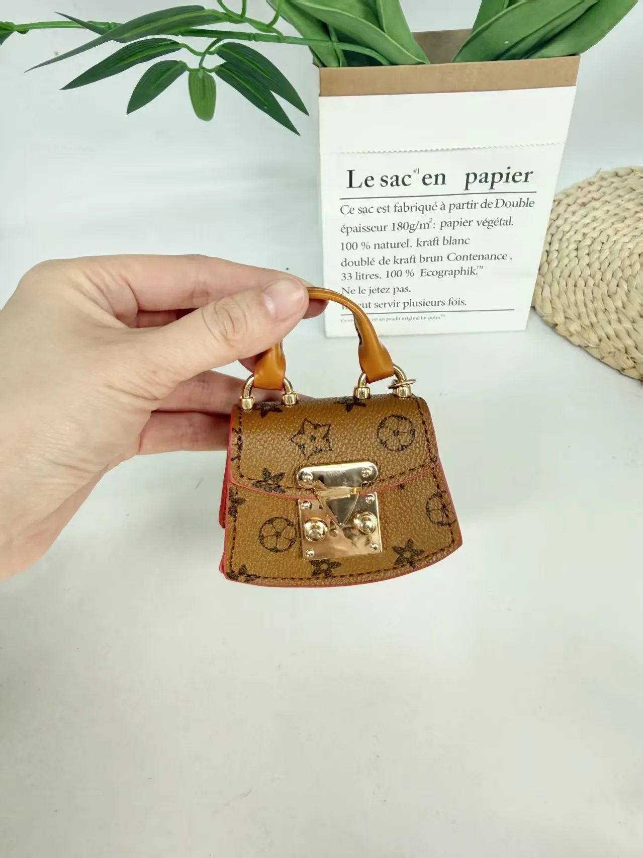 Modische Mini Münztasche Als Schlüsselanhänger Für Kopfhörer_voghion.com