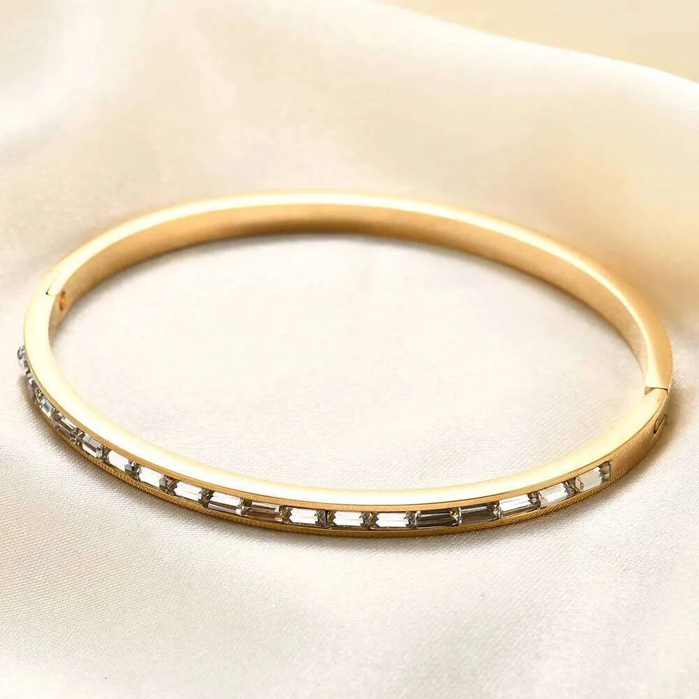 Minimalist Open Stainless Steel Bangle With Zircon For Women_voghion.com