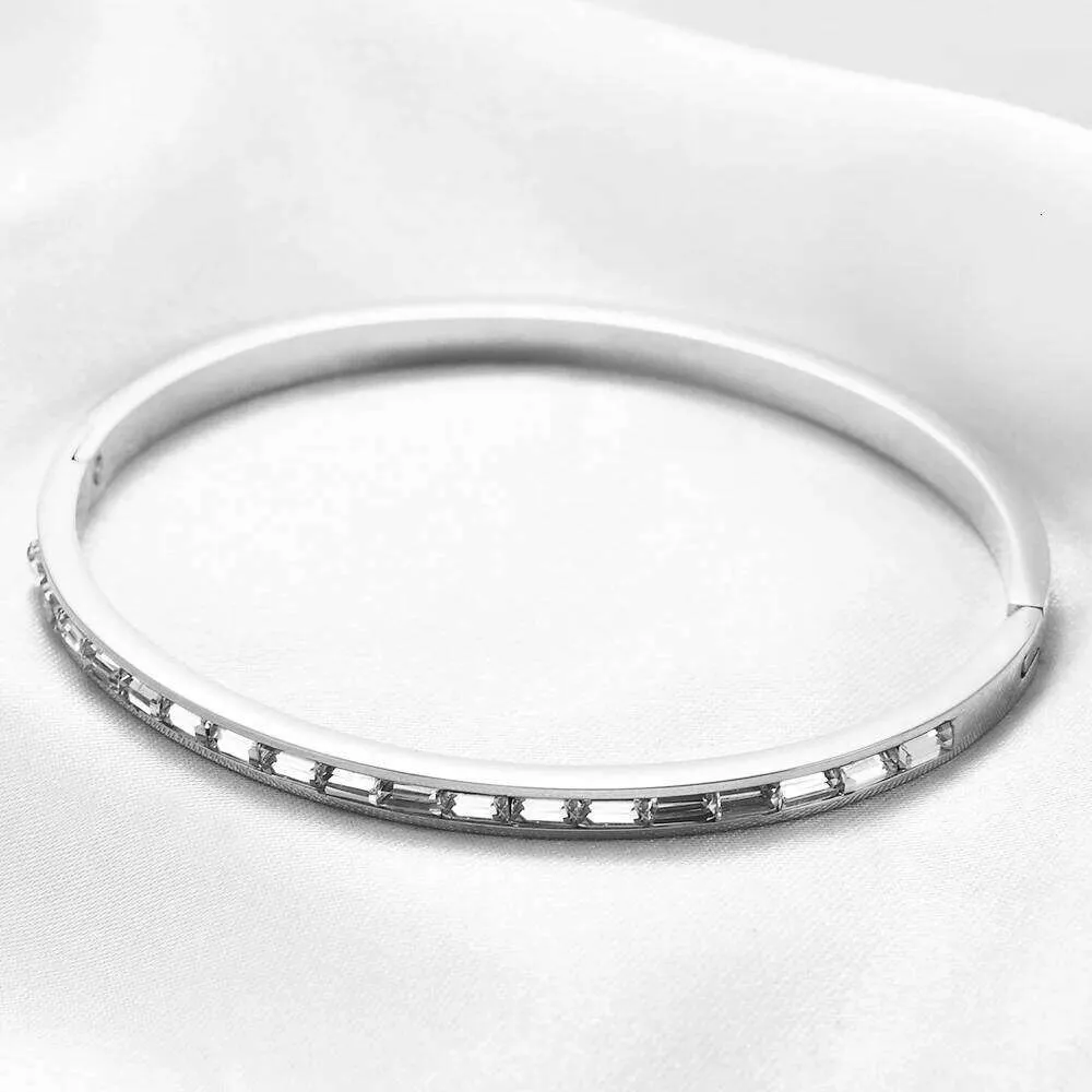 Minimalist Open Stainless Steel Bangle With Zircon For Women_voghion.com