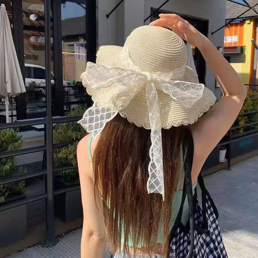 Womens Fashion Straw Cloche Straw Beach Hat With... From  display picture 2