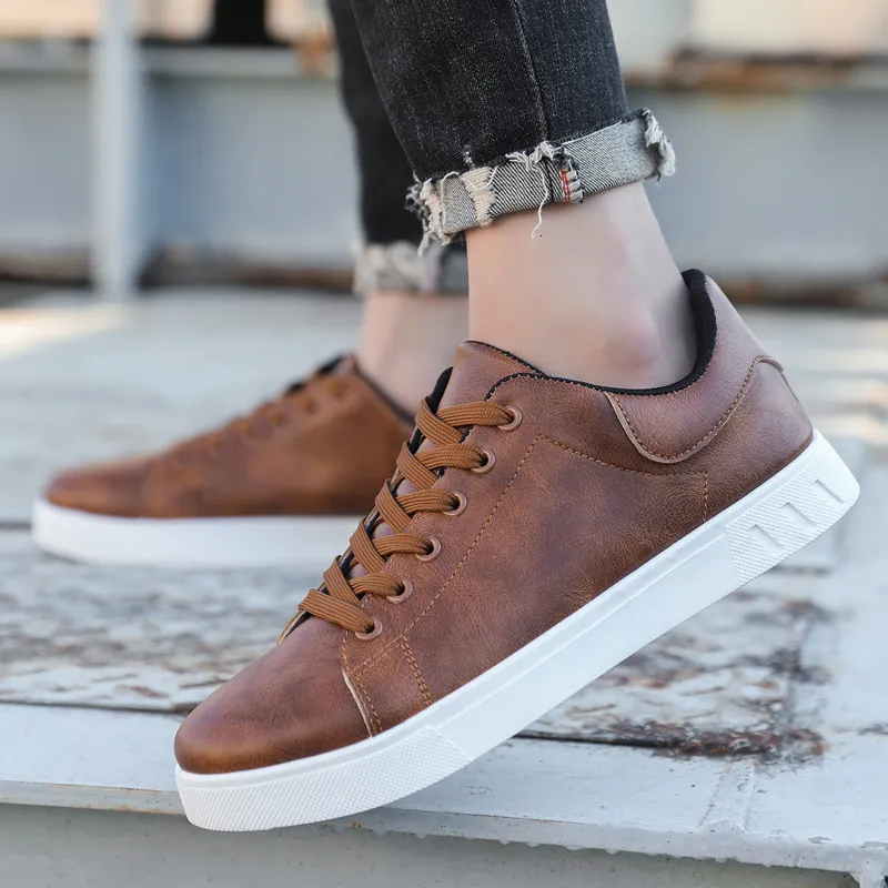 Baskets homme en cuir lisse marron chaussures de skate_voghion.com