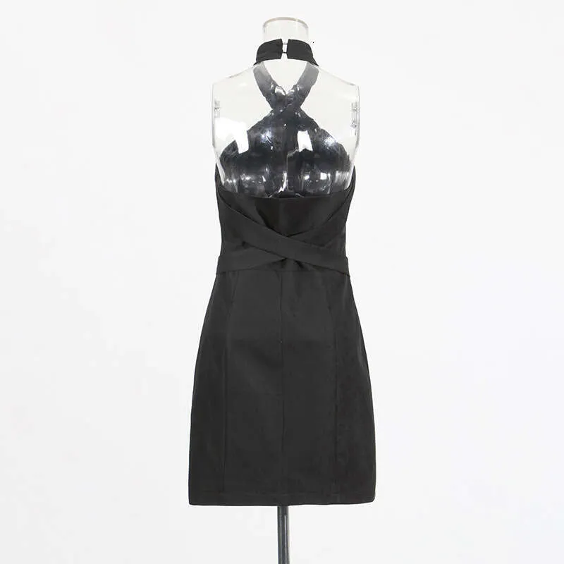 halter blazer skort dress Luxury Skirt Elegant Commuter Style Slim Fit... From Tclothes18, Rs.4,867.64 how to style halter neck dress