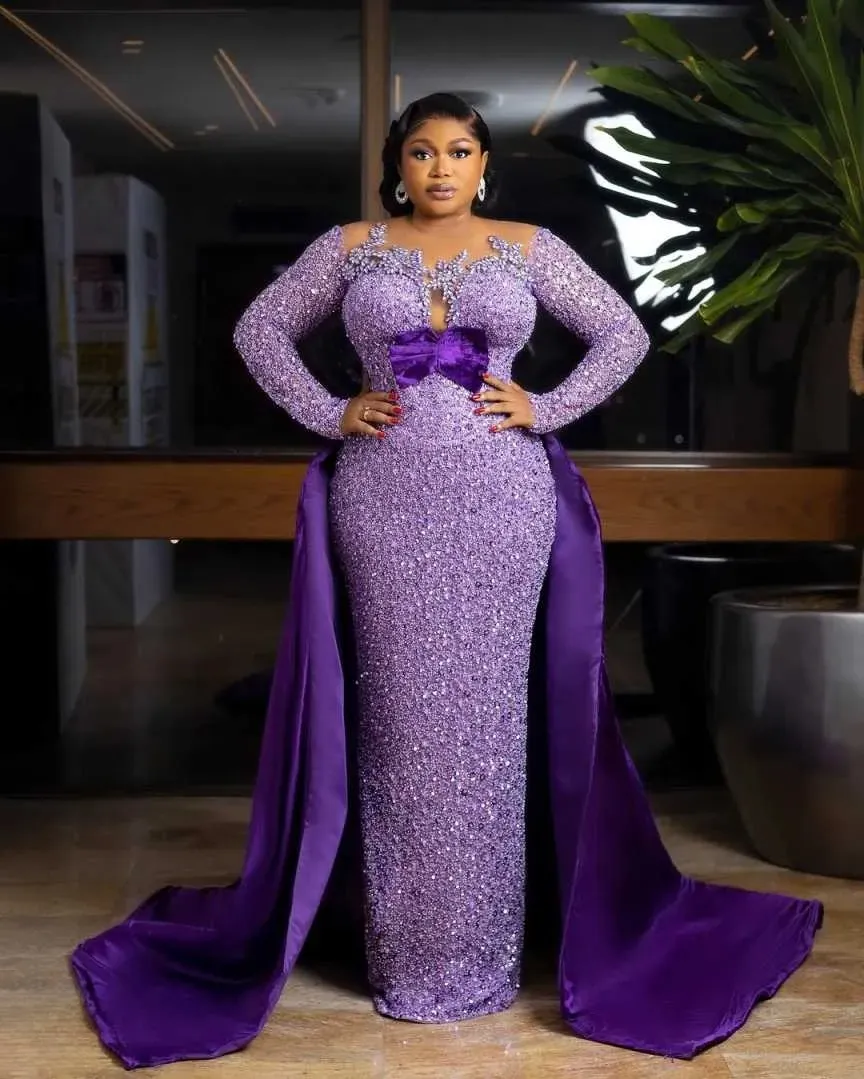 luxury plus size dresses Mermaid Evening For Special... From Elegantbridestudio, Rs.24,975.77 The LaDivine CDCH079C has flowing satin fabric that flows smoothly with you and a halter neckline Luxury Plus Size Party Dresses
