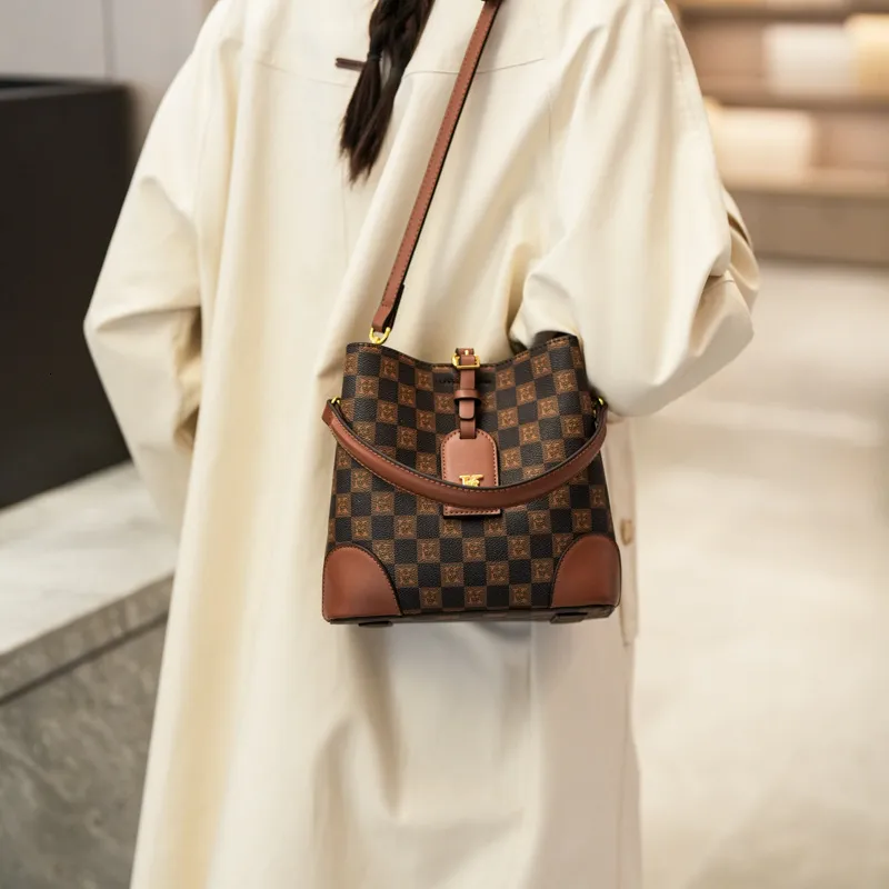 checkered print leather backpack Canvas It can hold your wallets MININAI Checkered Aesthetic Backpack for