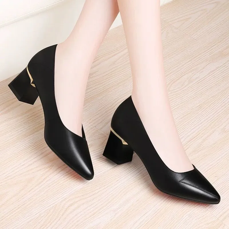 green emerald velvet dress Black Dress Shoes main image 0