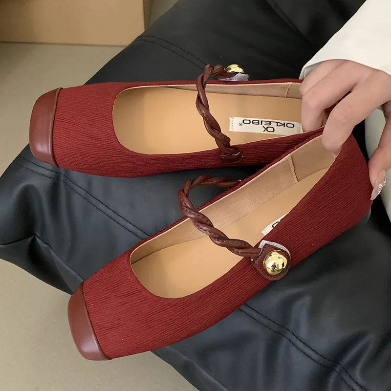 2024 Spring/Summer Red Flats for Women - Casual, Soft, and Fashionable girls  shoes Style: D9C9 2942 0406