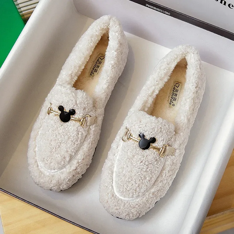 Winter White Wool Lined Flats Ladies Buckle Loafers Plush  display picture 2
