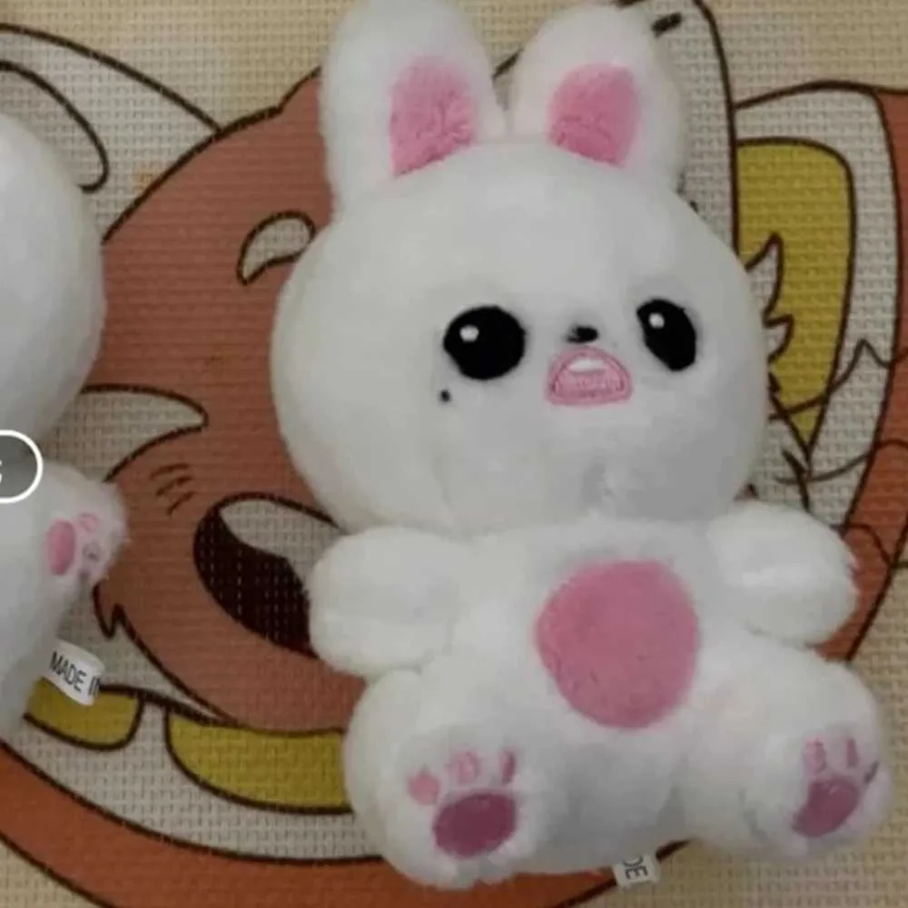 Cute Rabbit Plush Keychain - Soft Cartoon Bunny Keychain