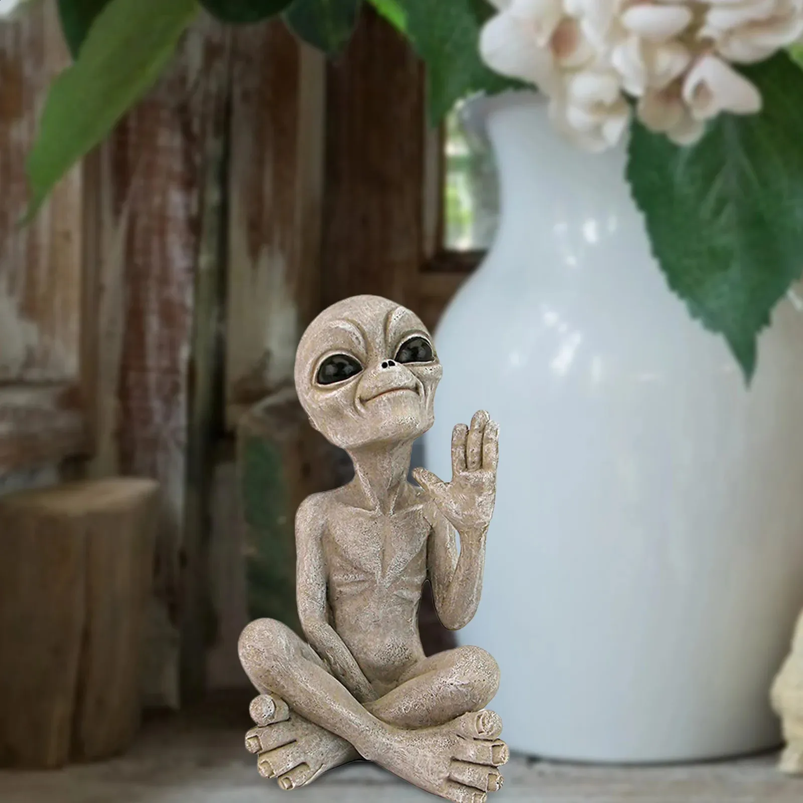 Gnomos De Jardín Con Tatuilla De Extraterrtre, Tatua De