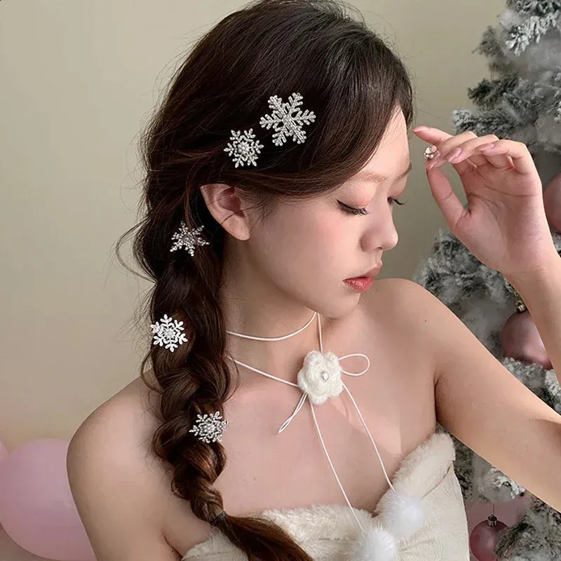 1/5 Snowflake Rhinestone Hair Clips Crystal Bridal Hair  display picture 2