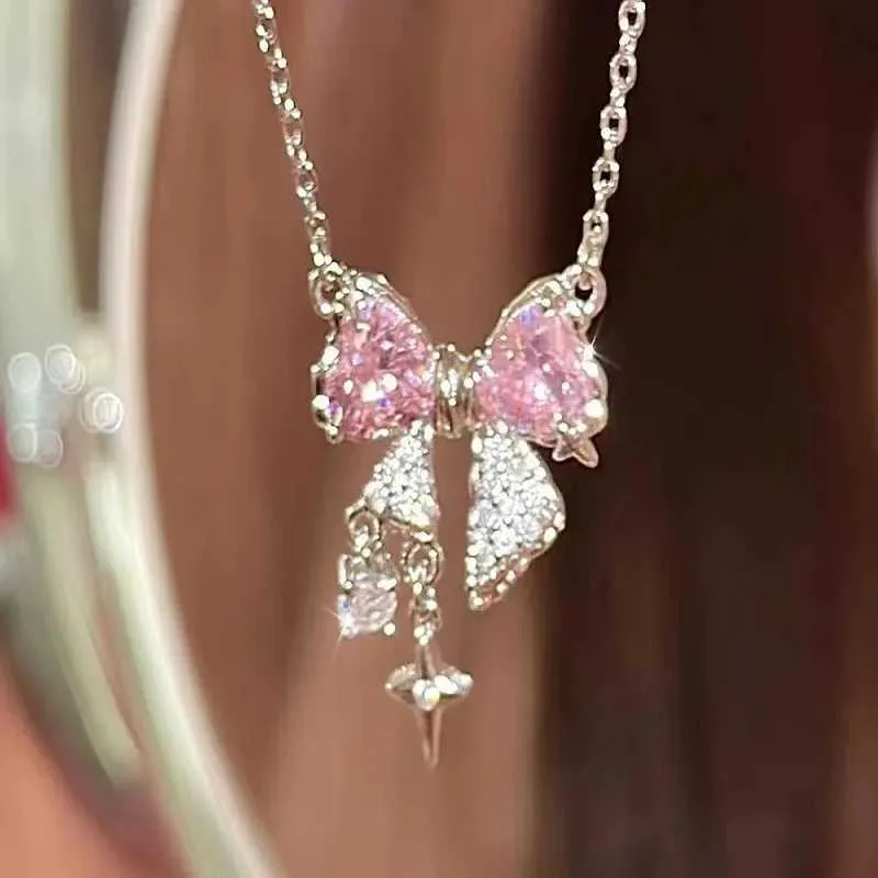Crystal Necklace Womens: Pink Crystal Heart Pendant Necklace