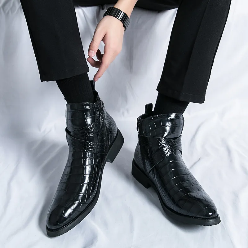 Men\'s Winter shoes Crocodile pattern leather ankle boot lace up high bla… Tread Croc High-Top Ankle Boots main image 4