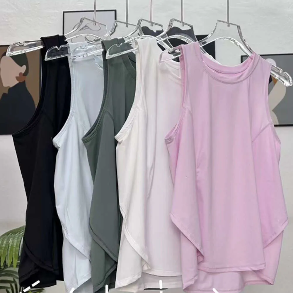 women's flowy summer tops