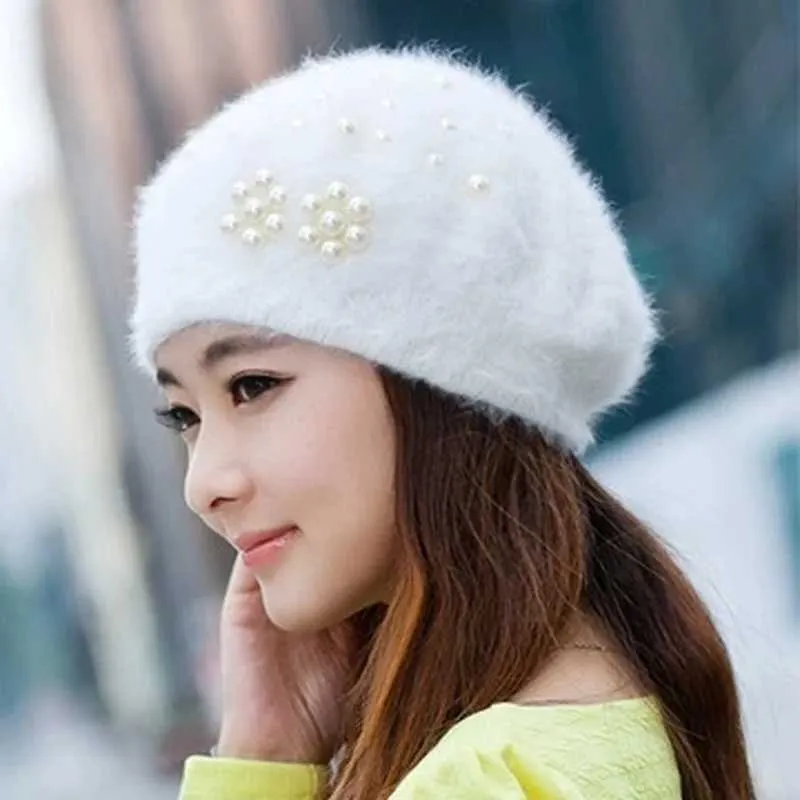 Women display picture 1