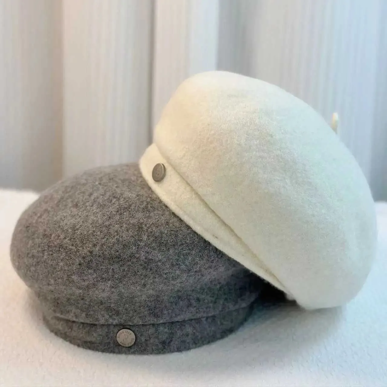 Luxury Wool Blend beret for Women - Elegant Small