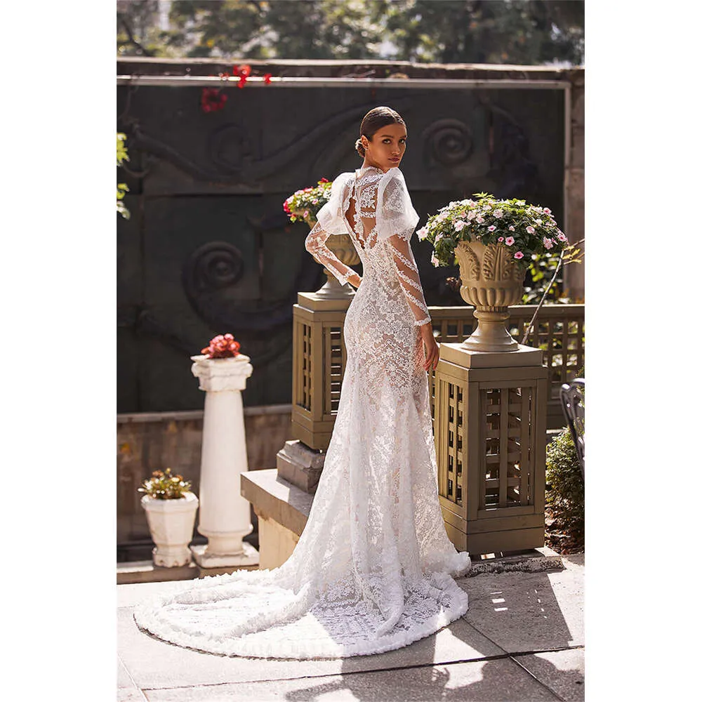 Custom-made Vintage White trumpet mermaid lace dress with Appliques, Embroidery, Sheer Neckline, and Puffy Sleeves - Vestido de Novia Custom-made Vintage White trumpet mermaid lace dress with Appliques, Embroidery, Sheer Neckline, and Puffy Sleeves - Vestido de Novia
