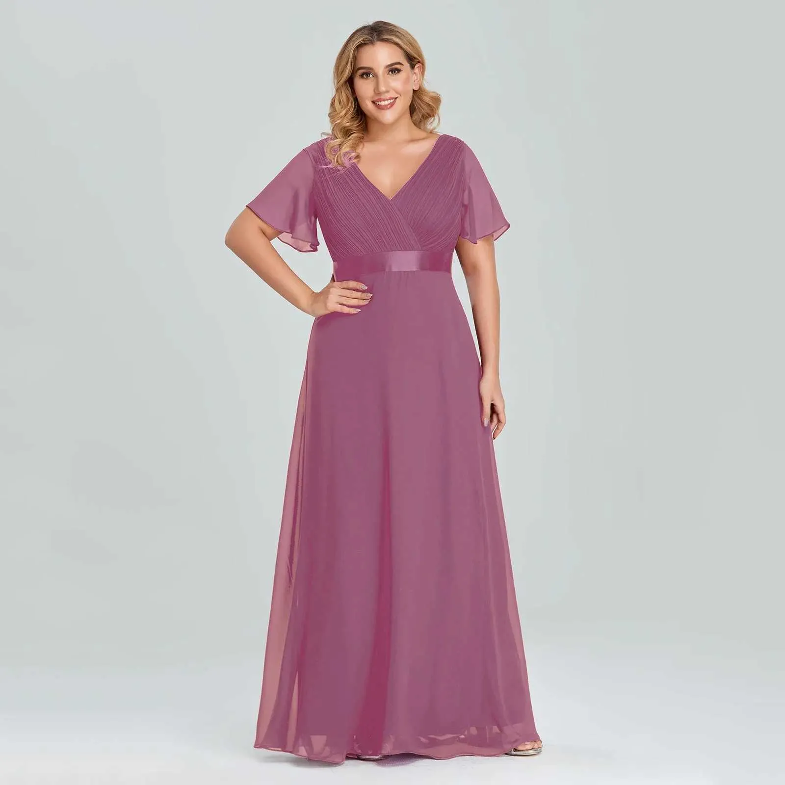 Plus size chiffon floor-length evening dress with V-neck and short sleeves  for formal events from Dhgate Runway Dresses - price 25.72