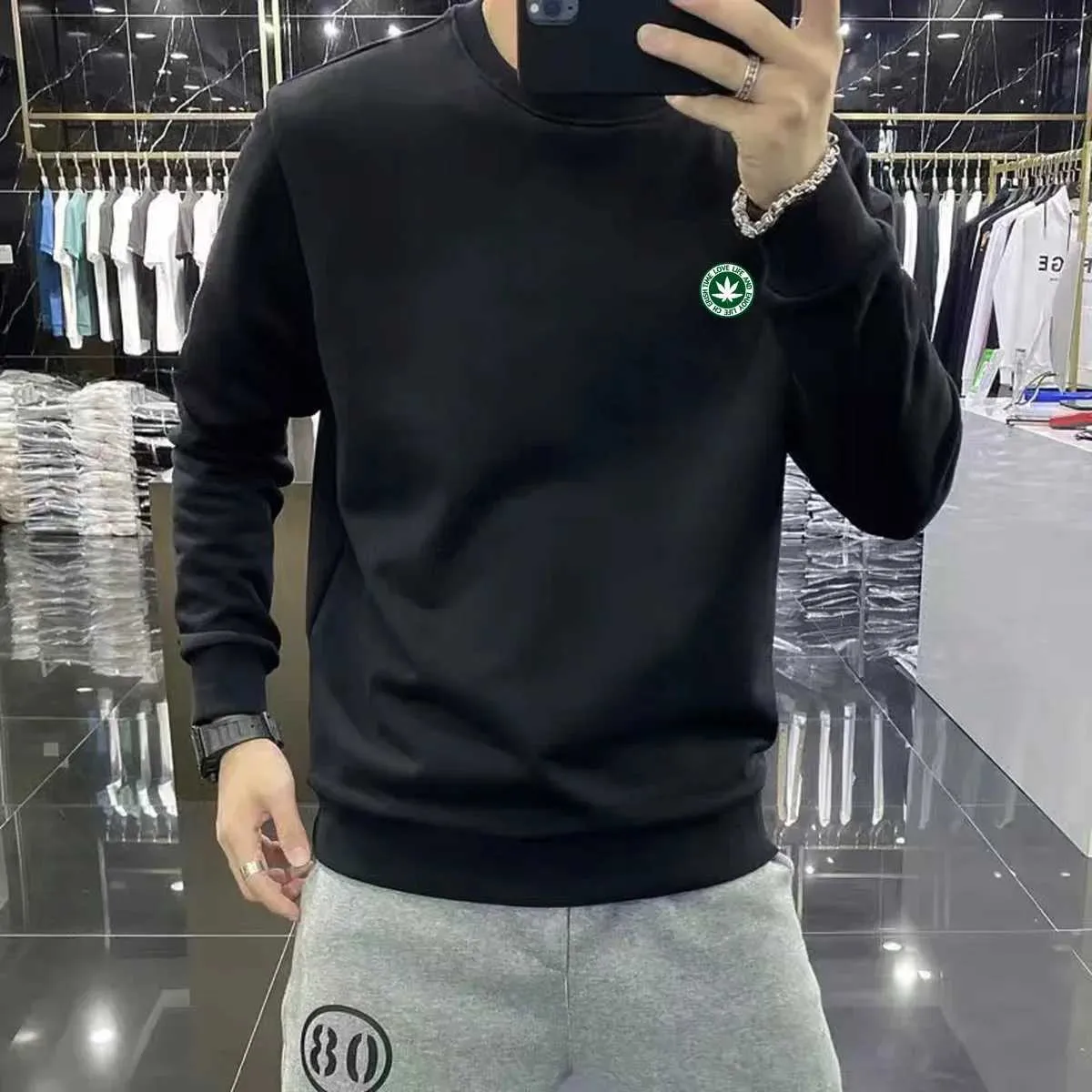 Black Crewneck Sweatshirt Men's Luxury Streetwear, Round Neck, Soft  Comfortable, Hip Hop Aesthetic