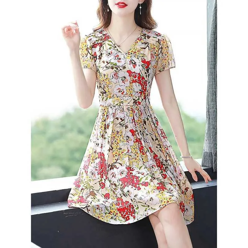 white christmas dresses Women's Let's Be Real Pink Floral Print Chiffon Tiered Mini Dress | Size: M main image 0