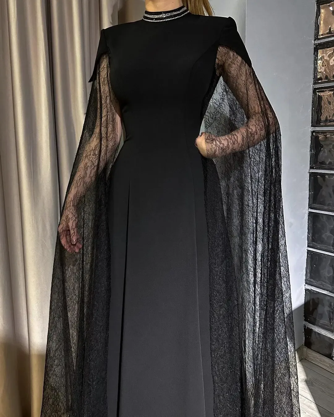 Elegant Vintage Black Lace Cape Sleeve Evening maxi dress for 