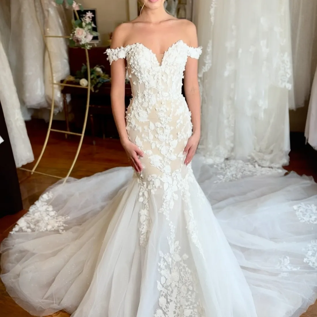 Mermaid Wedding Dress For Bride Illusion Off Shoulder Appliqued Lace Bridal  Gowns For Nigeria Black Women For Marriage Gorgeous Dresses Plus Size NW046  From Nuoweiman, $136.06 | DHgate.Com
