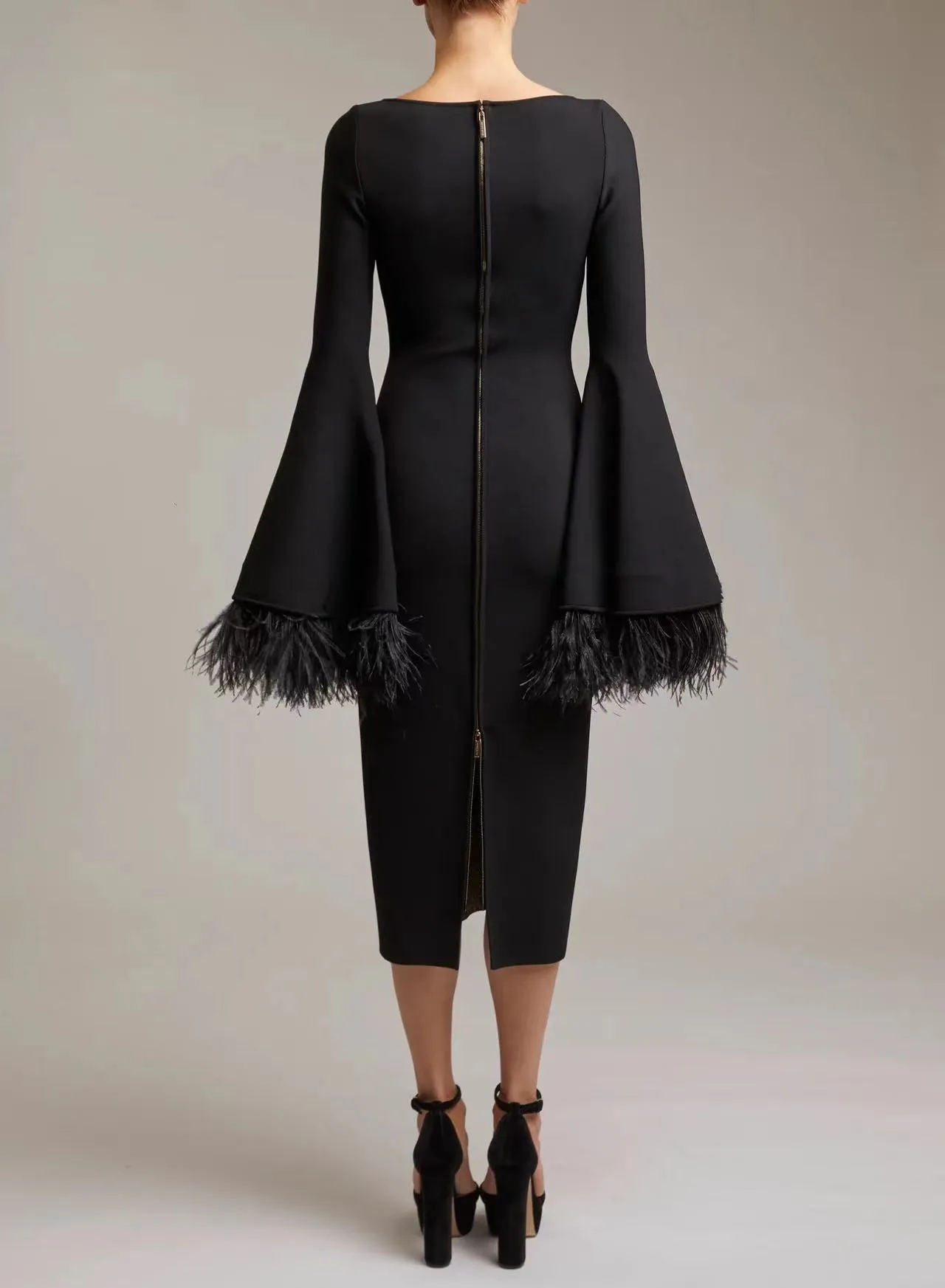 bandage midi dress long sleeve Sweet Face  @FashionNovaCurve  Classic Long Sleeve Bandage Midi Dress