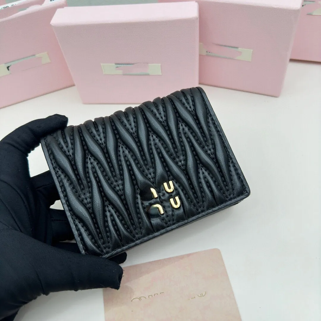Large designer wallet hotsell