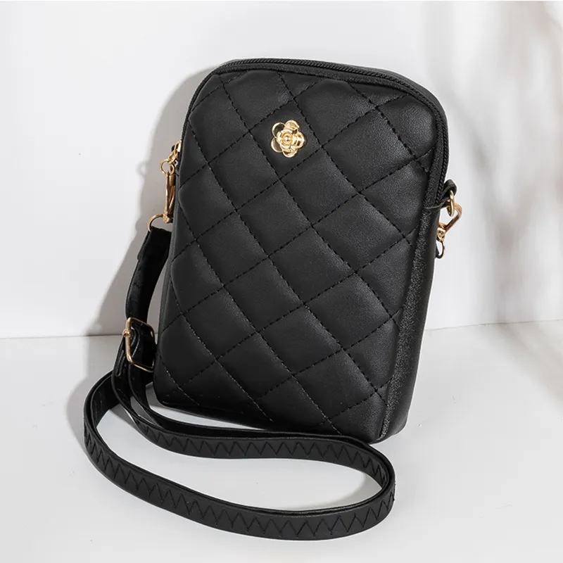 DHgate.com:Womens Leather Crossbody Bag with Embroidery
