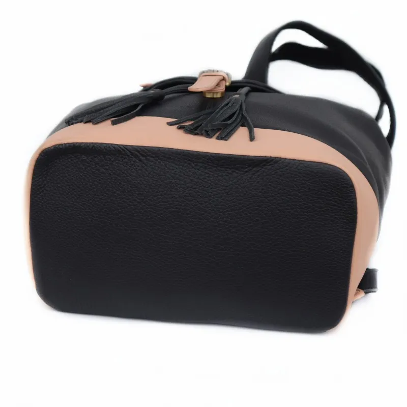 Large Capacity Genuine Leather backpack for women display picture 1