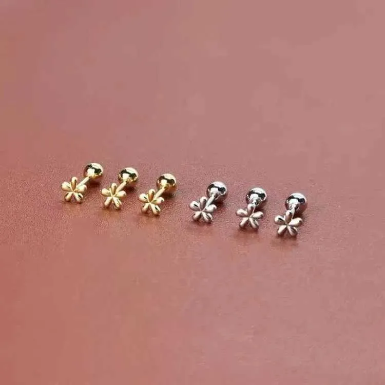 Pendientes Hipoalergénicos De Acero Quirúrgico Para Mujer - 8 Pares De Aretes Planos, Ideales Para Orejas Sensibles, Cartílago O Tragus