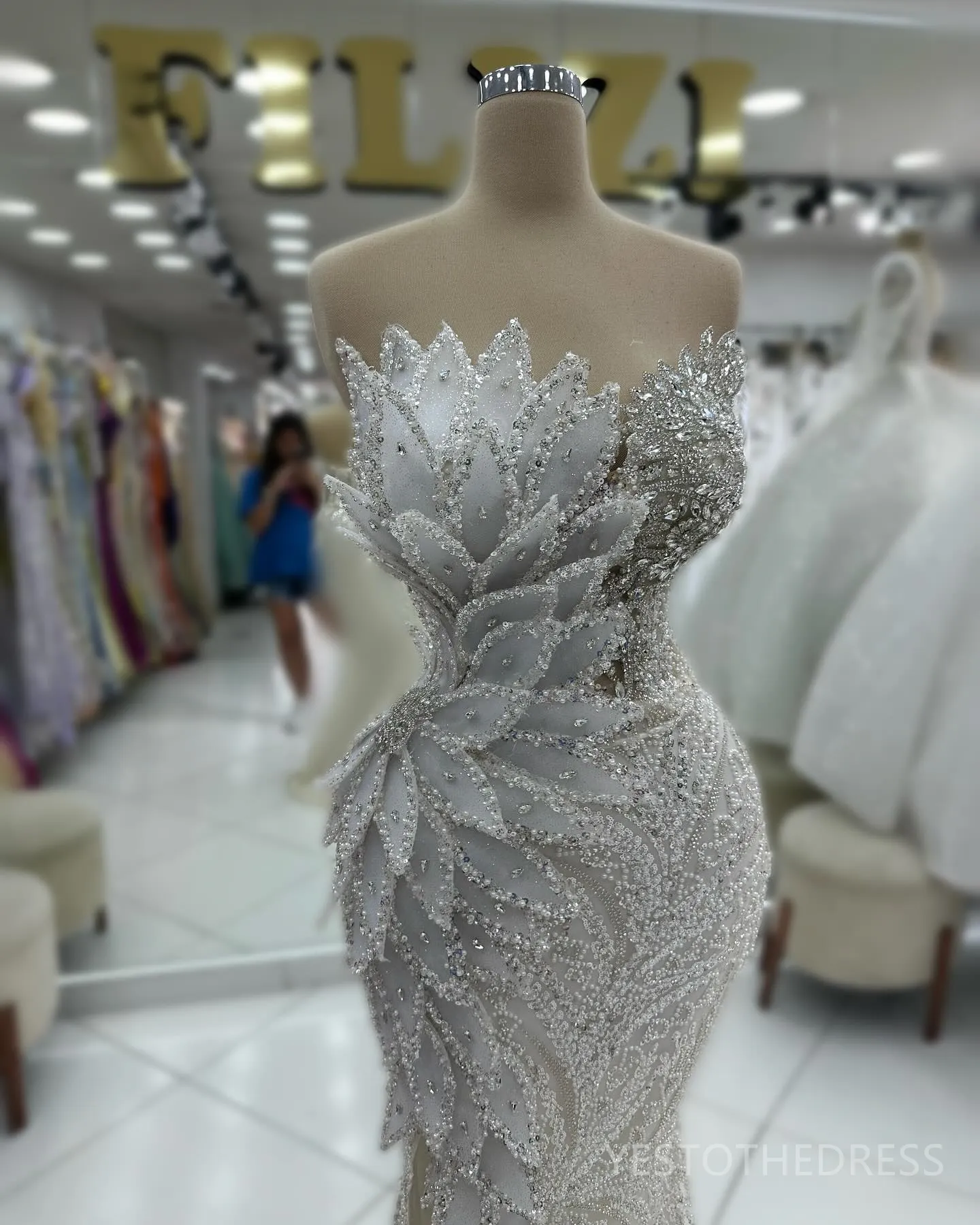 Flora Plus Size Ivory Prom Dresses Beaded Lace... From Yestothedress,  $287.72 | DHgate.Com