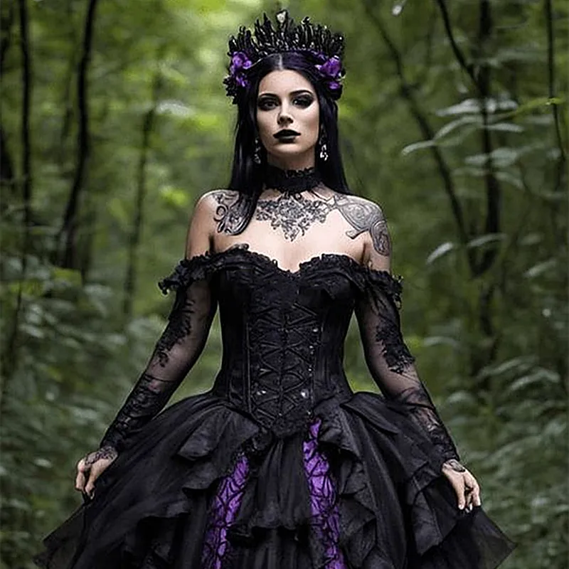 Vintage-Inspired Purple Lace Dress with Crystal Belt Vintage-Inspired Purple Lace Dress with Crystal Belt