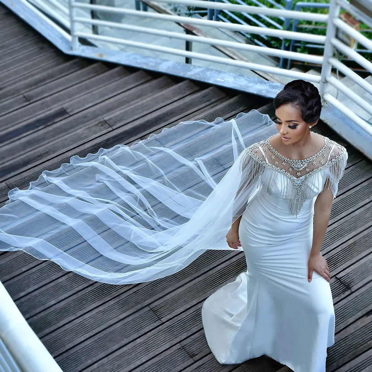 Wedding Shawl Wrap with Crystal Tassel Beading Tulle Lace Sleeveless Bridal  Wrap for Strapless Dress
