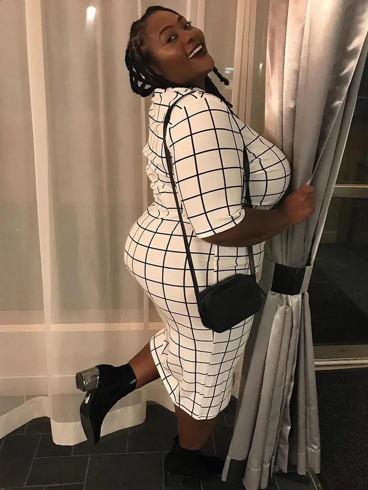 Plus Size Plaid Summer Dress: Short Sleeve, Casual, Elegant