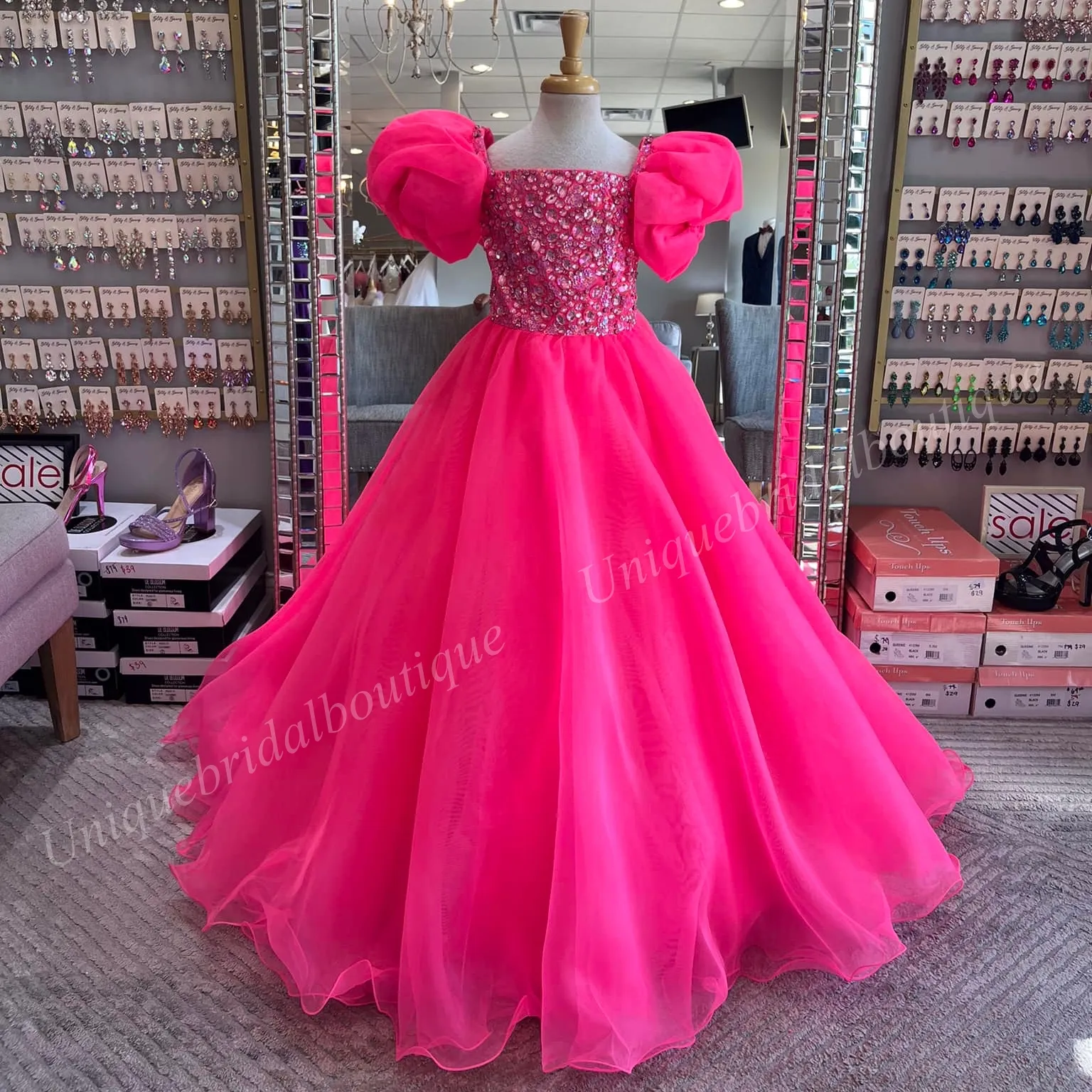 hot pink party dresses for juniors Jump Apparel Party Dress Size 11/12 Juniors Womens Hot Pink Lace Sleeveless