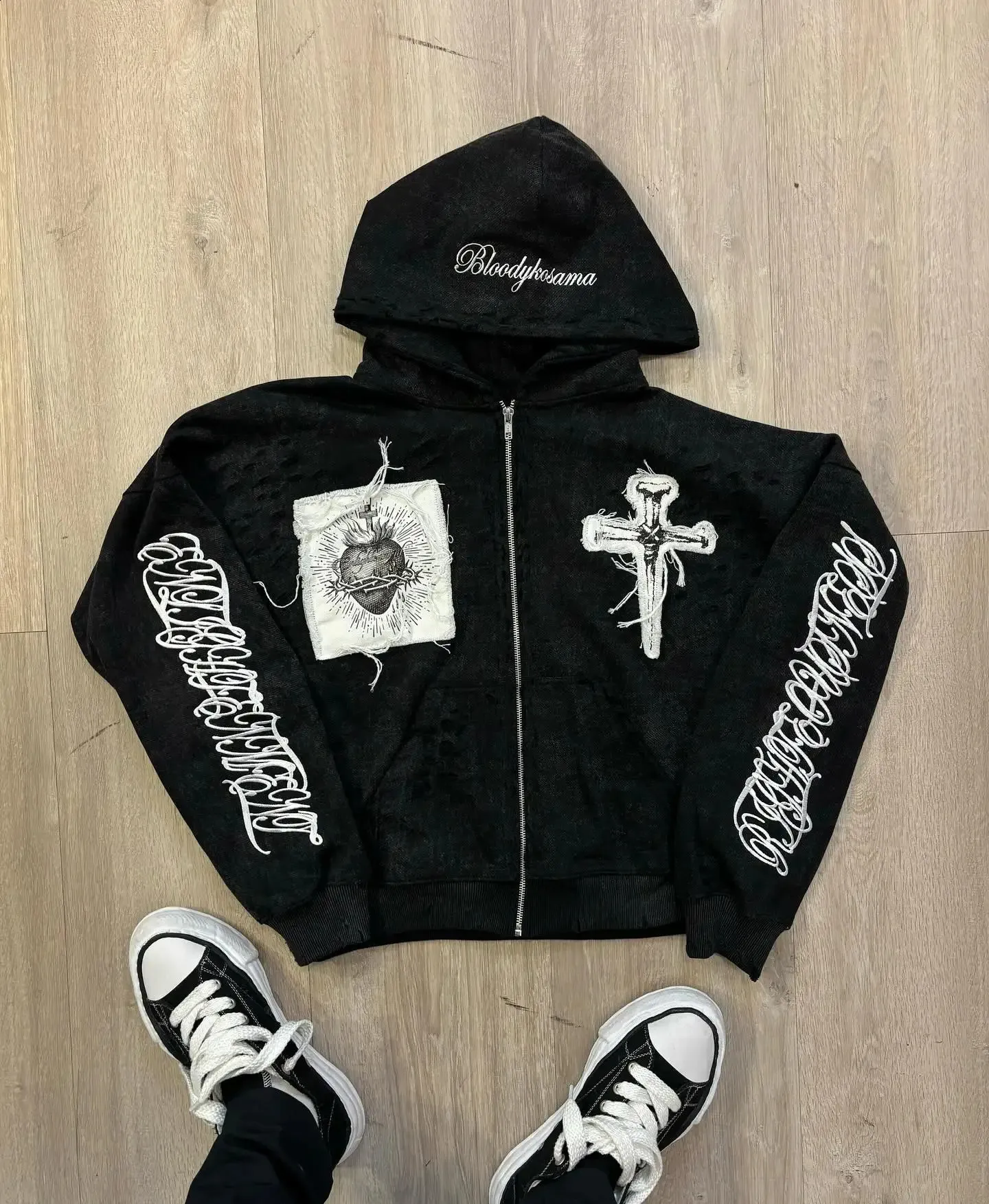 Zip Up Hoodies: Streetwear Fit, Features & Fabrics Guide